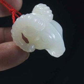 哪里买玉吊坠吊坠靠谱