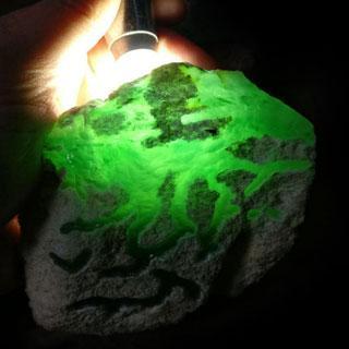 翡翠原石如何看棉