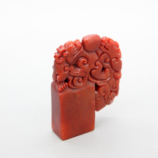 红色寿山石价格多少钱一克
