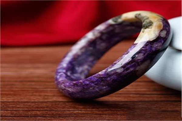 u=1412161769,3780447625&fm=26&gp=0.jpg?x-oss-process=image/auto-orient,1/quality,q_90/watermark,image_dXBsb2Fkcy93YXRlcl9tYXJrL2ppdXl1LnBuZz94LW9zcy1wcm9jZXNzPWltYWdlL3Jlc2l6ZSxQXzM1L2JyaWdodCw4NA,x_12,y_18