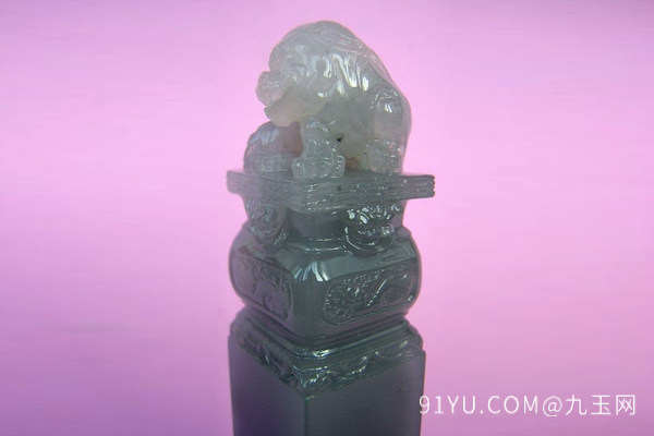 寿山石天蓝冻.jpg?x-oss-process=image/auto-orient,1/quality,q_90/watermark,image_dXBsb2Fkcy93YXRlcl9tYXJrL2ppdXl1LnBuZz94LW9zcy1wcm9jZXNzPWltYWdlL3Jlc2l6ZSxQXzM1L2JyaWdodCw4NA,x_12,y_18