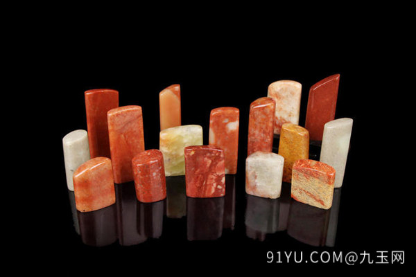 寿山石印章3.jpg?x-oss-process=image/auto-orient,1/quality,q_90/watermark,image_dXBsb2Fkcy93YXRlcl9tYXJrL2ppdXl1LnBuZz94LW9zcy1wcm9jZXNzPWltYWdlL3Jlc2l6ZSxQXzM1L2JyaWdodCw4NA,x_12,y_18