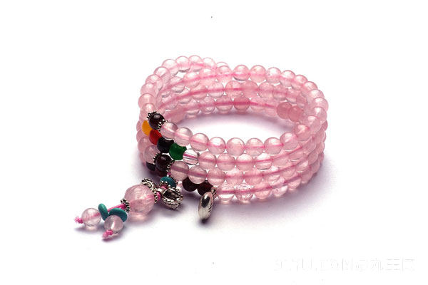 水晶手串3.jpg?x-oss-process=image/auto-orient,1/quality,q_90/watermark,image_dXBsb2Fkcy93YXRlcl9tYXJrL2ppdXl1LnBuZz94LW9zcy1wcm9jZXNzPWltYWdlL3Jlc2l6ZSxQXzM1L2JyaWdodCw4NA,x_12,y_18