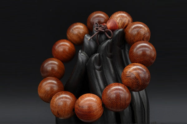 糠梨手串.jpg?x-oss-process=image/auto-orient,1/quality,q_90/watermark,image_dXBsb2Fkcy93YXRlcl9tYXJrL2ppdXl1LnBuZz94LW9zcy1wcm9jZXNzPWltYWdlL3Jlc2l6ZSxQXzM1L2JyaWdodCw4NA,x_12,y_18