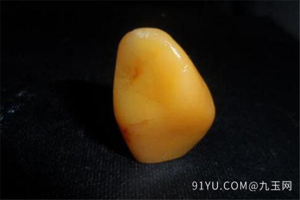 老寿山石田黄1.jpg?x-oss-process=image/auto-orient,1/quality,q_90/watermark,image_dXBsb2Fkcy93YXRlcl9tYXJrL2ppdXl1LnBuZz94LW9zcy1wcm9jZXNzPWltYWdlL3Jlc2l6ZSxQXzM1L2JyaWdodCw4NA,x_12,y_18