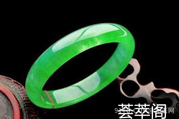 满绿翡翠玉镯 (2).jpg?x-oss-process=image/auto-orient,1/quality,q_90/watermark,image_dXBsb2Fkcy93YXRlcl9tYXJrL2ppdXl1LnBuZz94LW9zcy1wcm9jZXNzPWltYWdlL3Jlc2l6ZSxQXzM1L2JyaWdodCw4NA,x_12,y_18