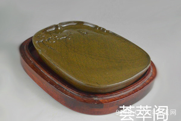 歙砚鳝鱼黄.jpg?x-oss-process=image/auto-orient,1/quality,q_90/watermark,image_dXBsb2Fkcy93YXRlcl9tYXJrL2ppdXl1LnBuZz94LW9zcy1wcm9jZXNzPWltYWdlL3Jlc2l6ZSxQXzM1L2JyaWdodCw4NA,x_12,y_18