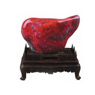 满血鸡血石什么价格