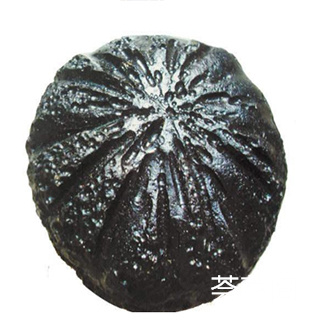 玻璃陨石龟裂吗
