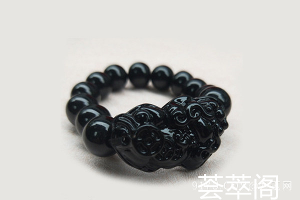 黑曜石手串4.jpg?x-oss-process=image/auto-orient,1/quality,q_90/watermark,image_dXBsb2Fkcy93YXRlcl9tYXJrL2ppdXl1LnBuZz94LW9zcy1wcm9jZXNzPWltYWdlL3Jlc2l6ZSxQXzM1L2JyaWdodCw4NA,x_12,y_18