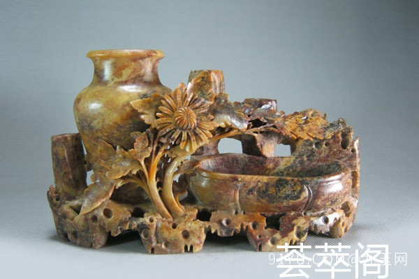 寿山石花瓶.jpg?x-oss-process=image/auto-orient,1/quality,q_90/watermark,image_dXBsb2Fkcy93YXRlcl9tYXJrL2ppdXl1LnBuZz94LW9zcy1wcm9jZXNzPWltYWdlL3Jlc2l6ZSxQXzM1L2JyaWdodCw4NA,x_12,y_18