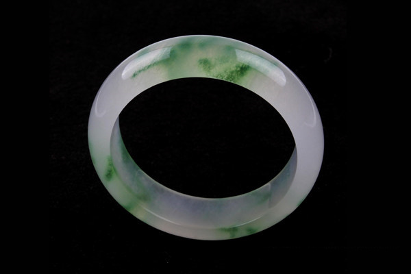 石英手镯2.jpg?x-oss-process=image/auto-orient,1/quality,q_90/watermark,image_dXBsb2Fkcy93YXRlcl9tYXJrL2ppdXl1LnBuZz94LW9zcy1wcm9jZXNzPWltYWdlL3Jlc2l6ZSxQXzM1L2JyaWdodCw4NA,x_12,y_18