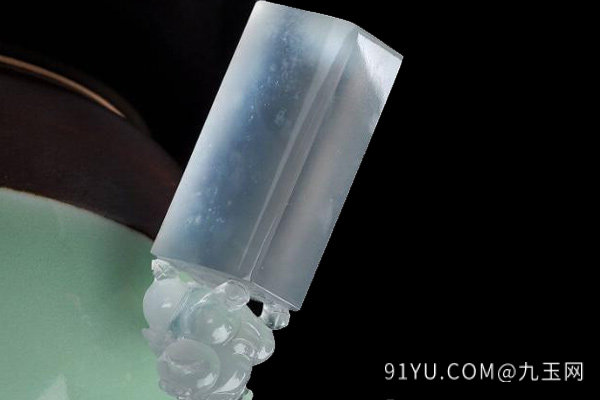 冰玻翡翠1.jpg?x-oss-process=image/auto-orient,1/quality,q_90/watermark,image_dXBsb2Fkcy93YXRlcl9tYXJrL2ppdXl1LnBuZz94LW9zcy1wcm9jZXNzPWltYWdlL3Jlc2l6ZSxQXzM1L2JyaWdodCw4NA,x_12,y_18