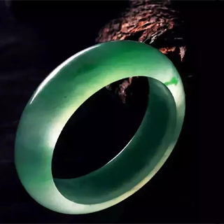 翡翠上的裂纹怎么办