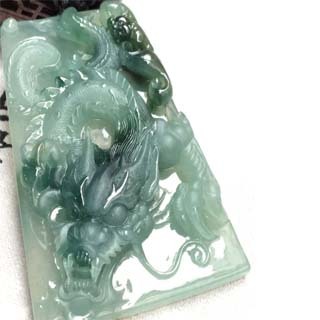 冰种蓝水翡翠贵吗