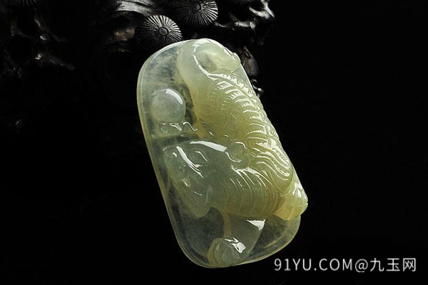 翡翠虎牌2.jpg?x-oss-process=image/auto-orient,1/quality,q_90/watermark,image_dXBsb2Fkcy93YXRlcl9tYXJrL2ppdXl1LnBuZz94LW9zcy1wcm9jZXNzPWltYWdlL3Jlc2l6ZSxQXzM1L2JyaWdodCw4NA,x_12,y_18