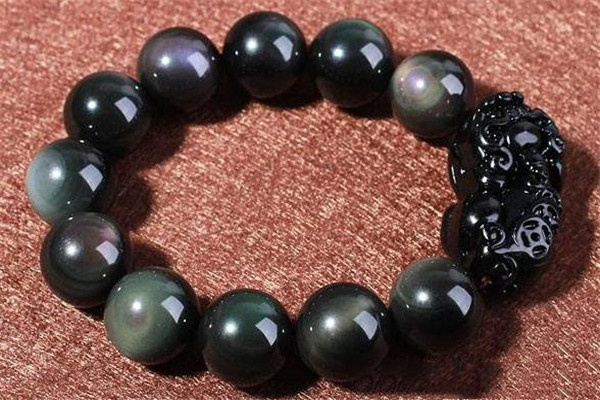 绿色黑曜石.jpg?x-oss-process=image/auto-orient,1/quality,q_90/watermark,image_dXBsb2Fkcy93YXRlcl9tYXJrL2ppdXl1LnBuZz94LW9zcy1wcm9jZXNzPWltYWdlL3Jlc2l6ZSxQXzM1L2JyaWdodCw4NA,x_12,y_18