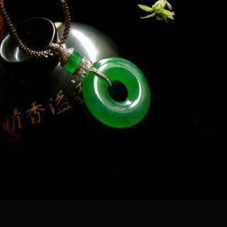 玉石贵还是翡翠贵