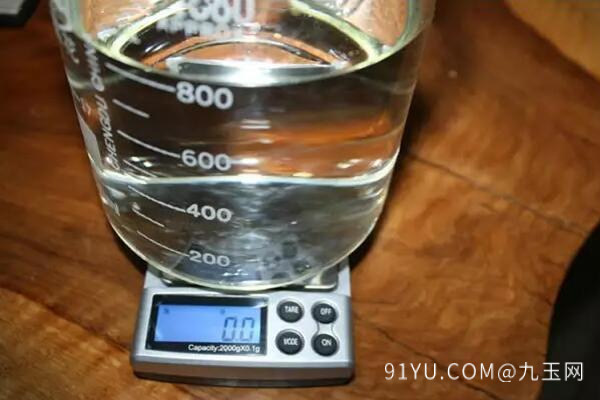 测翡翠密度的方法