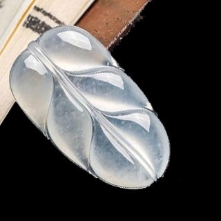翡翠原石表皮冰渣表现