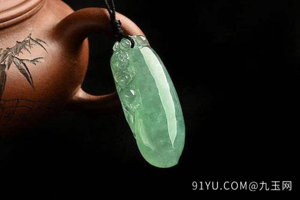 测翡翠密度的方法