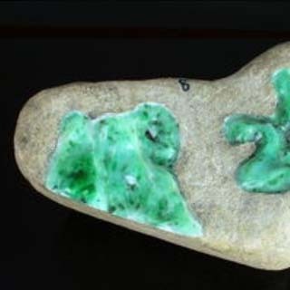 翡翠开窗白冰原石价格