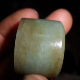 翡翠和和田青玉的区别