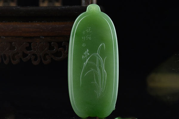 昆仑碧玉怎么分好坏