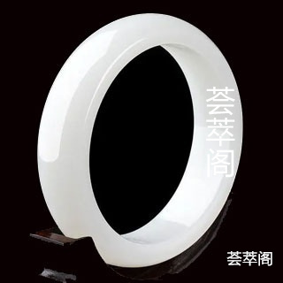 羊脂白玉为什么有点发青