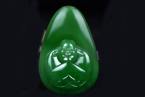 俄罗斯碧玉和新疆碧玉区别