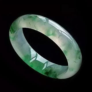 俄罗斯碧玉是越透越好吗