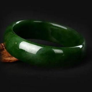 和田玉碧玉老坑料的价格
