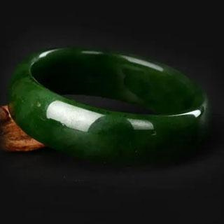 俄罗斯碧玉山料的价格