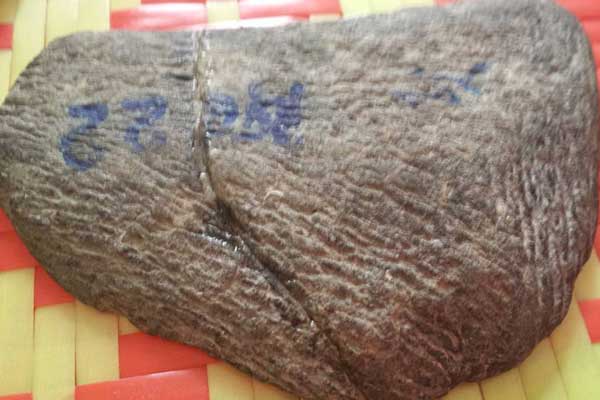 翡翠原石木那场口特点 如果分辨木那场口新场料？