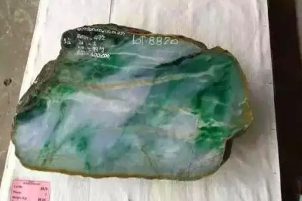 翡翠公盘是什么意思？翡翠原石公盘在哪里