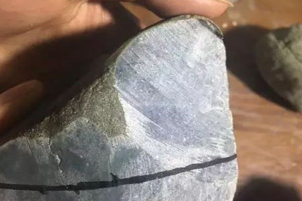 木那翡翠原石的资料介绍 你真的了解木那翡翠吗？
