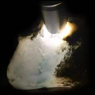 料翡翠原石如何保存