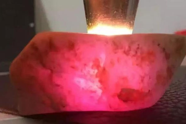 如何切大马坎红雾翡翠原石