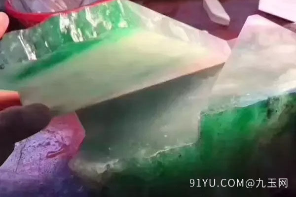 家里翡翠原石怎么处理