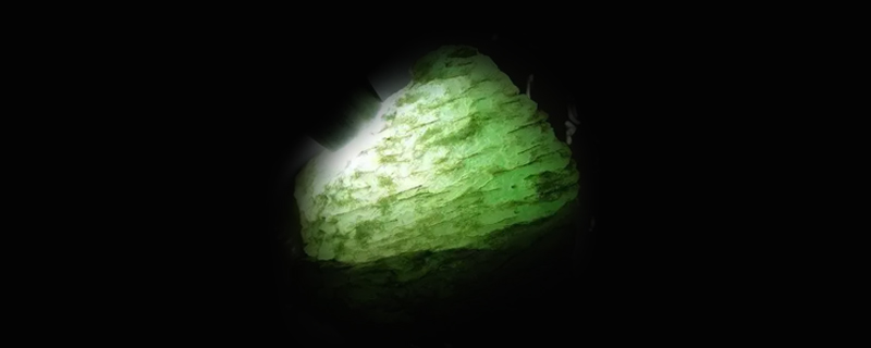 冰糯翡翠原石哪种好