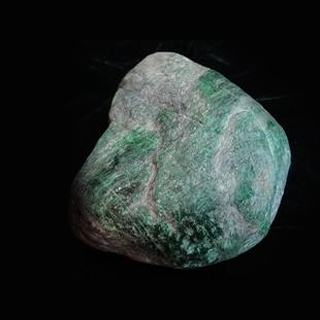 怎么鉴定一块石头是翡翠原石