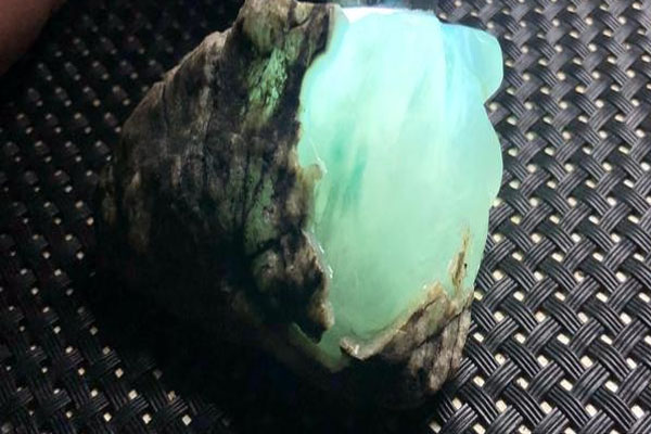 翡翠原石有哪些场口特征