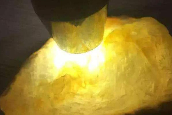 柬埔寨翡翠原石价格 翡翠原石一般价格多少？