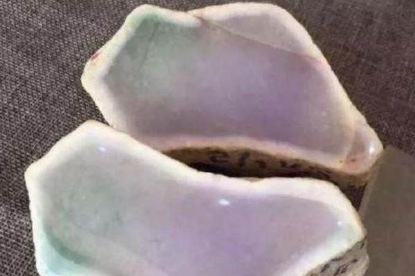 翡翠原石皮壳翻白雾怎么看 翡翠原石如何看雾