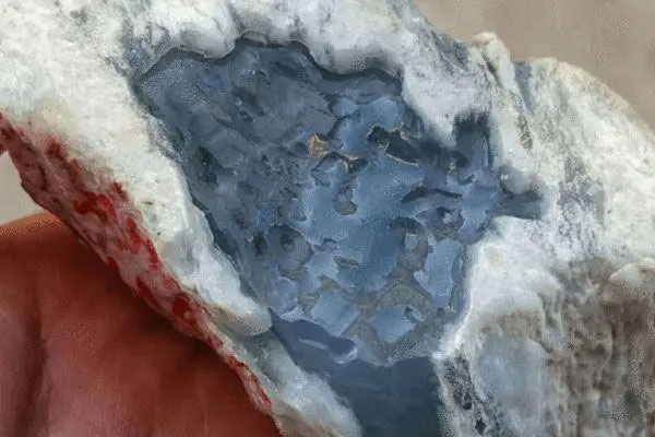 翡翠原石如何保养最好 翡翠原石的保养方式有哪几种