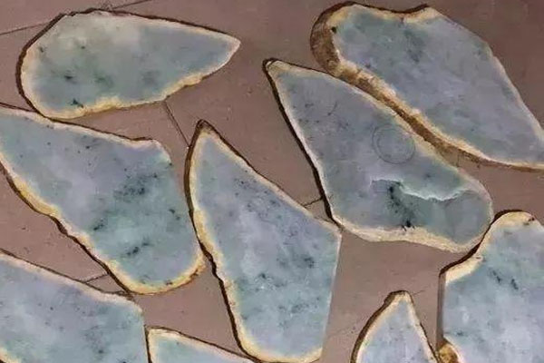 缅甸翡翠原石怎么切开 翡翠原石有哪些切开方式？