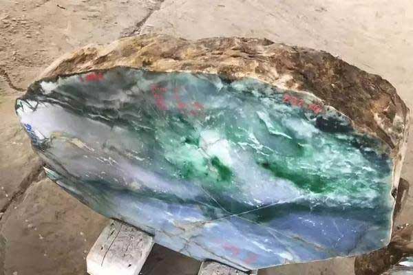 翡翠原石主要产地是哪里 翡翠原石三大产地详解