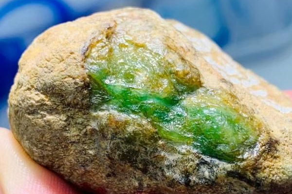 黑龙江地区哪里有翡翠原石 黑龙江能找到翡翠原石吗