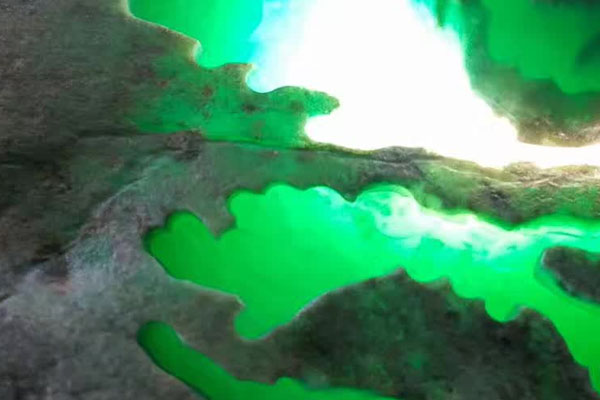芙蓉种翡翠原石哪种好 芙蓉种翡翠怎么挑选