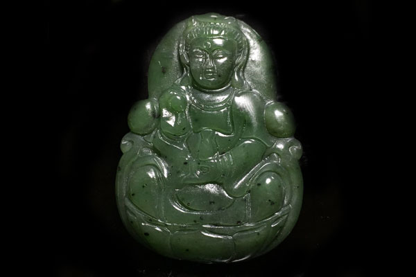 网上买的玉石会有黑点吗 玉石有黑点可以怎么处理